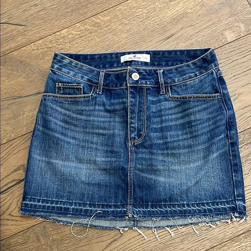 Hollister Y2K Medium Wash Denim Jean Miniskirt Size 26